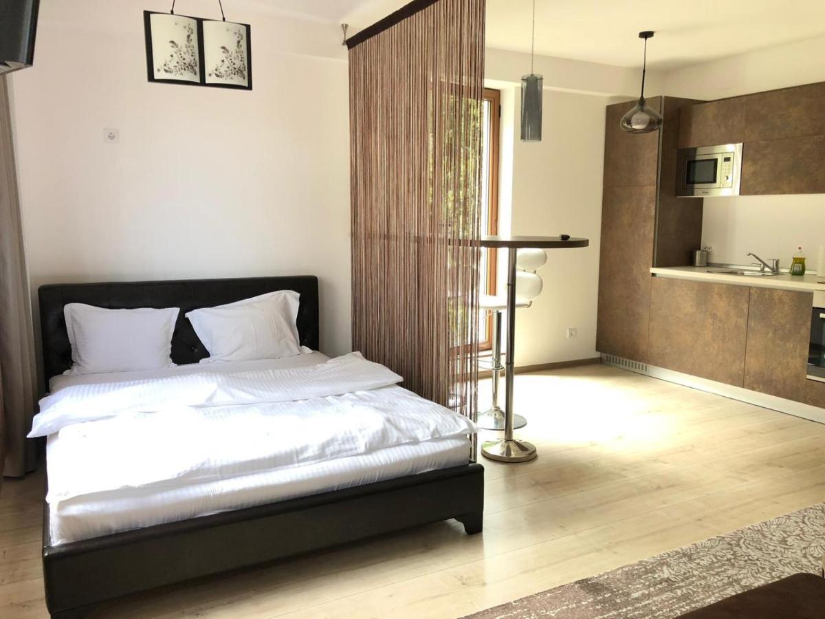 Iq Studio - Seasons Residence בראשוב מראה חיצוני תמונה